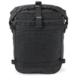 Kriega US-10 Drypack Taschen in schwarz mit wasserdichtem Material und robustem Design, ideal für Motorradtouren