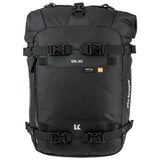 Robuste Kriega US-30 Drypack Taschen in schwarzer Farbe mit verstellbaren Gurten und wasserdichtem Material.