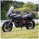 Montagekit für Kriega OS-Base an KTM 1050, 1090, 1190, 1290, zeigt das Befestigungssystem für OS-Taschen.