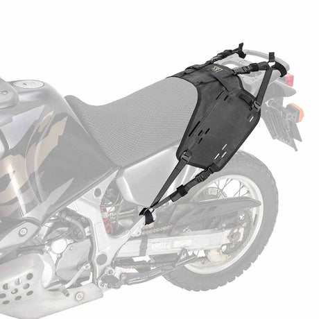 Montageset für Kriega OS-Base für ADV Taschen, inklusive Befestigungsteile und Zubehör, auf einem weißen Hintergrund.