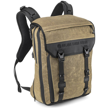 Kiega Roam 34 Rucksack von Roland Sands Design, robuste Tasche mit mehreren Fächern und verstellbaren Gurten, ideal für unterwegs.