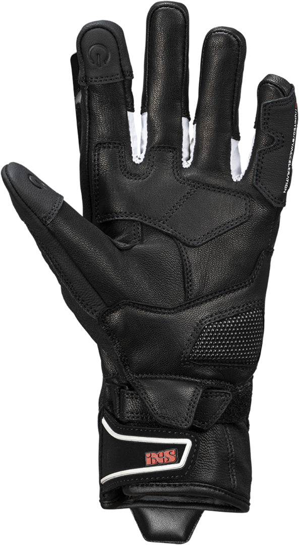 Schwarze, weiße und rote iXS Rapid-STX 1.0 Handschuhe aus robustem Material, für Schutz beim Radfahren.