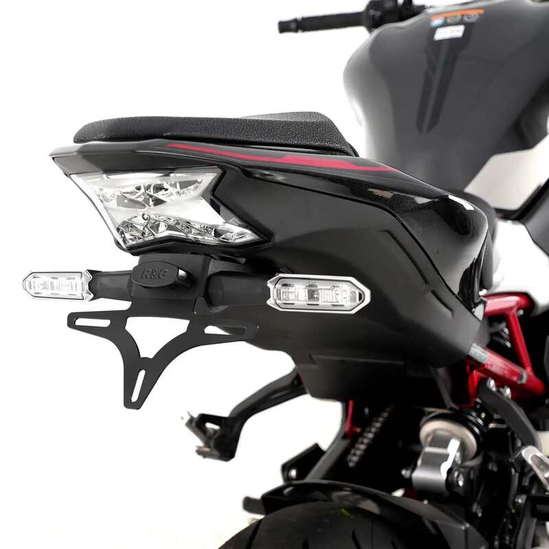 1123805